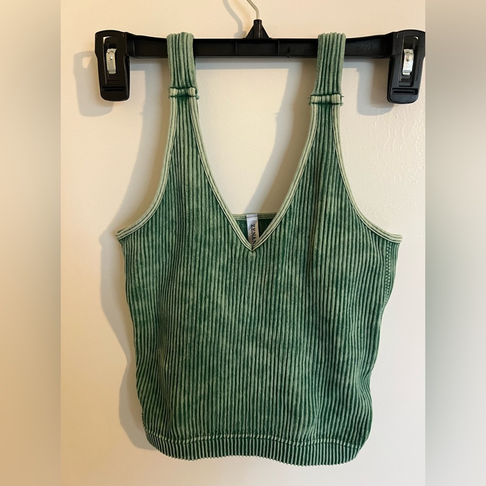 Zenana Brami Green Ribbed V‑Neck Tank Top